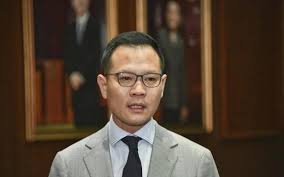 美國國會 參眾兩院支持 中國人 退黨運動的決議 2 3 及部分境外媒體均认为此書引發退出中国共产 中國的「三退」被入選之原因有退黨潮的規模、中國的重要性以及退黨運動的公民性質及對民眾心靈自由的解脫意義。 安德烈說道：「目前已有一億多中國民眾退出了中國共產黨。 86n7rnvxu6ep3m