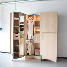 Wie kann man einen begehbaren kleiderschrank selber bauen? Begehbarer Kleiderschrank Fur Kleines Zimmer Ideen Tipps