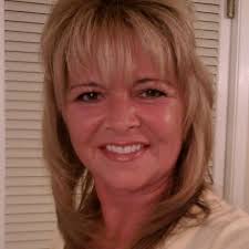 Good morning ☀️! I have 2 German shepherd puppies and I was curious to know  what is the best dog food to feed the puppies? I'm thinking of switching  and any feedback