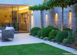 Wandsworth Garden By Matt Keightley And Rosebank Landschaftsbau Fotografie By M Gartengestaltung Zeitgenossische Gartengestaltung Kleiner Garten Landschaftsbau