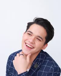 365/365 This year has taught me so many lessons, let's hope I don't forget  them! I hope you find the best time of your lives! Happy new year! 🎊🎉