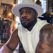 Randy Garoutte's Instagram, Twitter & Facebook