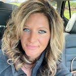 Lisa Wiginton's Instagram, Twitter & Facebook