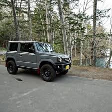ジムニーのある生活 ラブジムニー jb64 jb64w 新型ジムニー 北海道 ドライブ オンネトー ミディアムグレー ジムニーでドライブ 見慣れてきたらタイヤ小さい気がする トーヨーオープンカントリーrt 履き潰したらクーラジ suzuki jimny suzuki cars jimny 4x4
