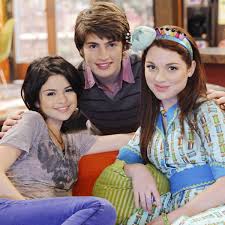 A typical family, which includes a mom, theresa russo; Wizards Of Waverly Place Turns 10 Where Is The Cast Now E Online