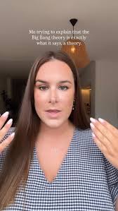 Volgens de Big Bang-theorie ontstond alles ruimte, tijd, materie uit een  puntje kleiner dan een zandkorrel. Een mix van warme en koude deeltjes,  toevallig, zonder doel... die zomaar dit alles vormden? ...