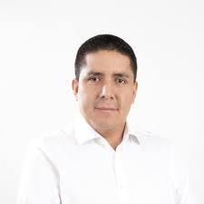 Sergio Johns's Instagram, Twitter & Facebook