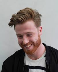 20 Awesome Haircuts For Round Faces Men S Hairstyles Round Face Haircuts Wavy Hair Men Mens Hairstyles