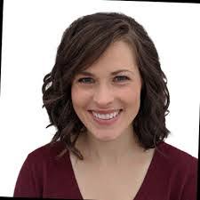 Amanda Wales's Instagram, Twitter & Facebook