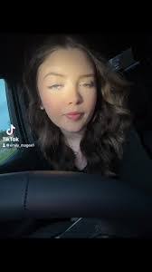 Emily Denniston's Instagram, Twitter & Facebook