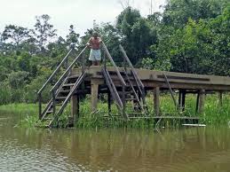 Para pelajar khusyuk mendengar taklimat ringkas dari prof. Tasik Chini 16 10 17 Pusat Penyelidikan Tasik Chini Ukm Facebook