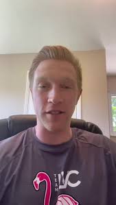 🚨PRO VOLLEYBALL PLAYER AND...