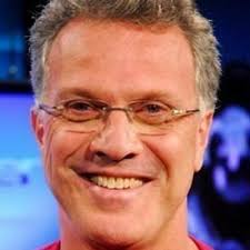 Desde 2002, pedro bial está no comando do reality show big brother brasil. Pedro Bial Pedrobial Twitter