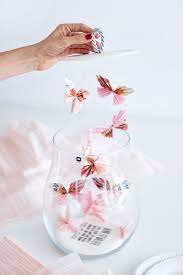 Lustige krawatte aus geldscheinen basteln. Kreative Verpackungsideen Fur Ein Geldgeschenk Und Schmuck