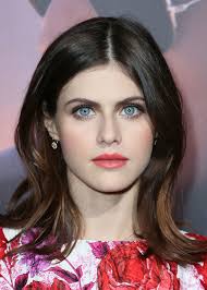 Light brown eyes are sometimes considered to have a golden tint to them. The Best Makeup Tips To Bring Your Blue Eyed Beauty A Game Sheknows