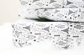 Christmas home decorations (christmas ideas free printables). Free Printable Holiday Wrapping Paper