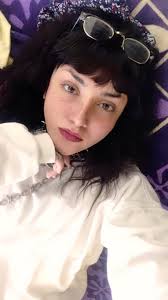 Which Married at First Sight cast member would you like to discuss with?