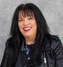 Faye Macfarlane's Instagram, Twitter & Facebook