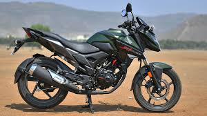 Honda X Blade 2020 Disc Price Mileage Reviews Specification Gallery Overdrive