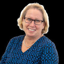 Beth Petrie's Instagram, Twitter & Facebook