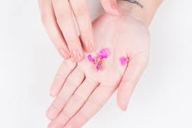 3 Ways To Remove The Smell Of Bleach From Your Hands Wikihow