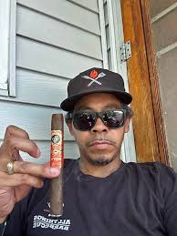 Good morning cigar enthusiasts, have a great day