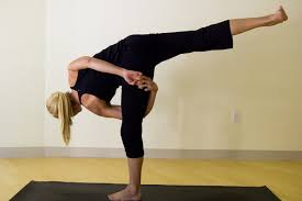 Definitely Trying This Pose Tomorrow Yoga Balance Poses Half Moon Yoga Pose Yoga World