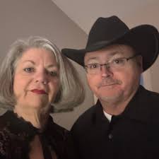 What are some good book recommendations for a long flight to Hawaii?