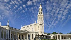 La parroquia informa a todos los miembros de la comunidad de los planes de renderos y sus alrededores que tiene a su servicio la clinica san francisco donde podrá ser atendió de forma profesional y a un costo justo para todos. El Santuario De Fatima Limita La Peregrinacion De Octubre A 6 000 Fieles Iglesia Universal Cope