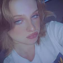 Lizzie Redden Student Stylist