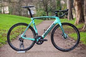 The press fit 86.5 bottom bracket ensures a wide selection of cranks can be used. Bianchi Oltre Xr4 Di2 Off 62 Www Daralnahda Com