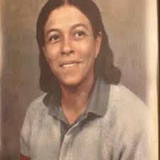 Angela Pires's Instagram, Twitter & Facebook