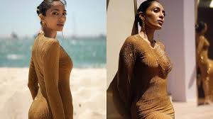 Sexy! Sobhita Dhulipala Flaunts Her Hot Curves In A Golden Bodycon Dress;  See Viral Photos - News18