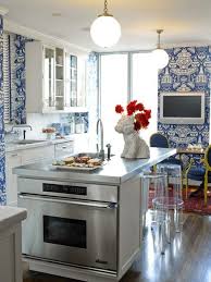 Beautiful Rooms In Blue And White Blue And White Wallpaper Blue White Kitchens Kitchen Wallpaper