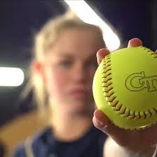 Brooke Barfield's Instagram, Twitter & Facebook