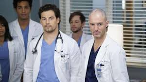 Vérifiez que vous êtes bien sur le bon site avant de télécharger, faites attention des sites escroc adresse: Grey S Anatomy Saison 17 Premiere Photo Cinglante De La Serie Mce Tv