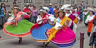 República del ecuador, which literally translates as republic of the equator; Ecuadorianische Feiertage Feste Galapagos Ecuador Reisen Informationsportal