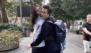Kata pelakon drama bukan aku cinta itu, dia buntu apabila isterinya yang kini sedang hamil empat bulan. Baim Wong Isteri Tersenarai Antara Vlogger Terkenal Dunia