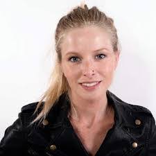 Sarah Laber's Instagram, Twitter & Facebook