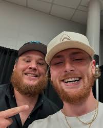 Bailey Zimmerman‎‏ ‏يو نوې انځور‏ اضافه کړو