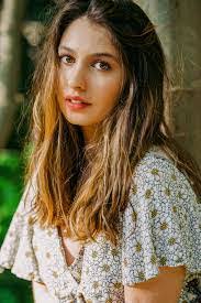 Courtney Danforth's Instagram, Twitter & Facebook