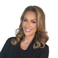 Vanessa Downs's Instagram, Twitter & Facebook