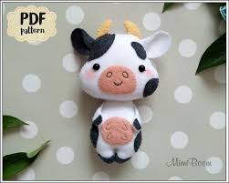 Cow Pattern Felt Sewing Pattern Cow Pdf Tutorial Cow Plushie Etsy Felt Farm Animals Pattern Felt Crafts Diy Cow Pattern