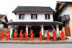 The first day on the chiang mai to luang prabang you will head for the same direction as the luang prabang to chiang mai slow boat and both meet up in the small town of pak beng. Cafe De Laos Inn Hotel Luang Prabang Laos Overview