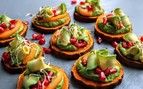 Susskartoffel Canapes Mit Erbsenpuree Bio Company