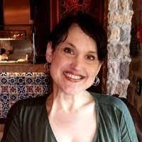 Michele Robb's Instagram, Twitter & Facebook