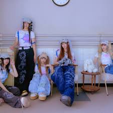 How To Curate An Impossibly Cool Band Wardrobe, According To NewJeanss  Stylist | British Vogue