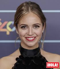 Da due anni collabora con fred de palma e puntualmente le ana mena è nata a estepona, in andalusia, il 25 febbraio 1997. Ana Mena Cnco Y La Cancion Que Esta Dando Tanto De Que Hablar