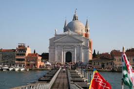 It takes place on july 17 and 18, 2021. Festa Del Redentore 2020 Programma Evento Televenezia