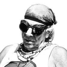 DR JOHN COMO UN DIOS Foto por @jaloken #DrJohn #LaMeraVerga #comounDIOS  #likeaGOD #Utila #UtilaNation #Honduras #CasaDrJohn #TNTchallenge #catracho  #catracha #catrachodecorazon